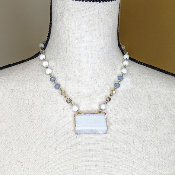 Chunky Crystal Gold Electroplated Rosery Chain - Picture 7 of 7